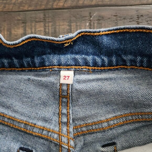 Levi's high-rise med-blue denim button fly shorts size 27 - Picture 3 of 6